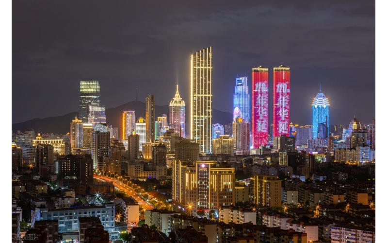 光影筑天際 智亮齊魯芯 &mdash;&mdash; 山東寫字樓亮化工程的品質(zhì)升級與價值賦能